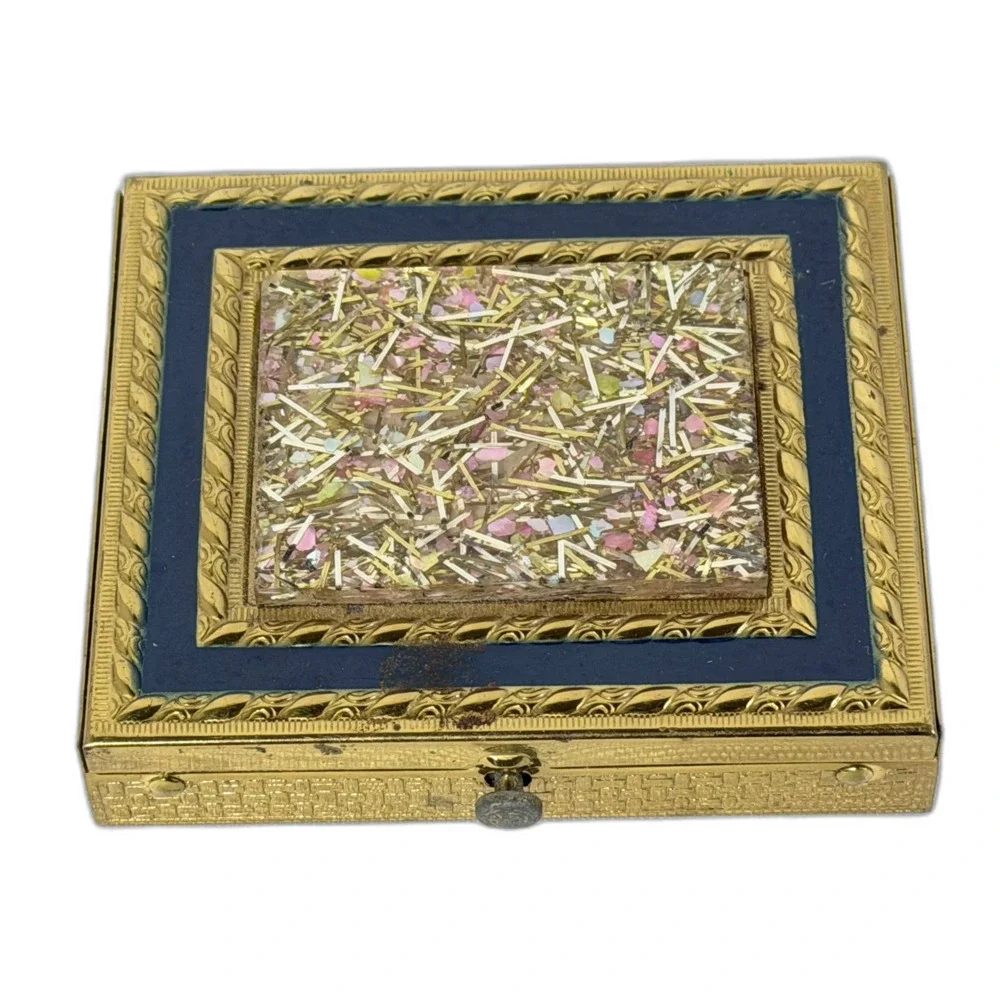 VTG Dorset Fifth Avenue Makeup Compact 50s w/Puff Mirror Lucite Confetti Brass
